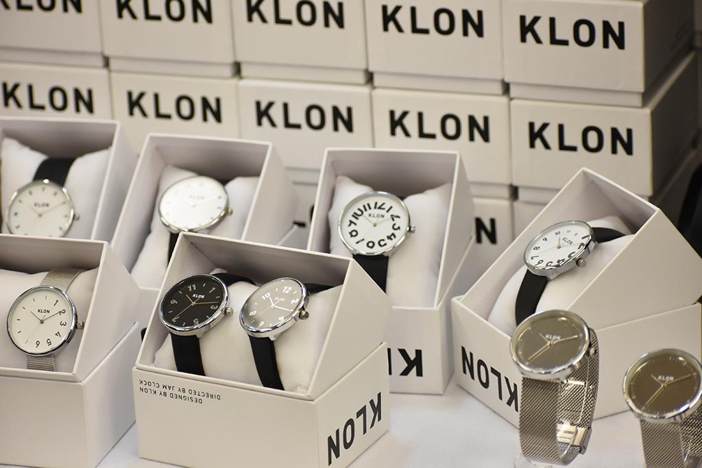 KLONの腕時計