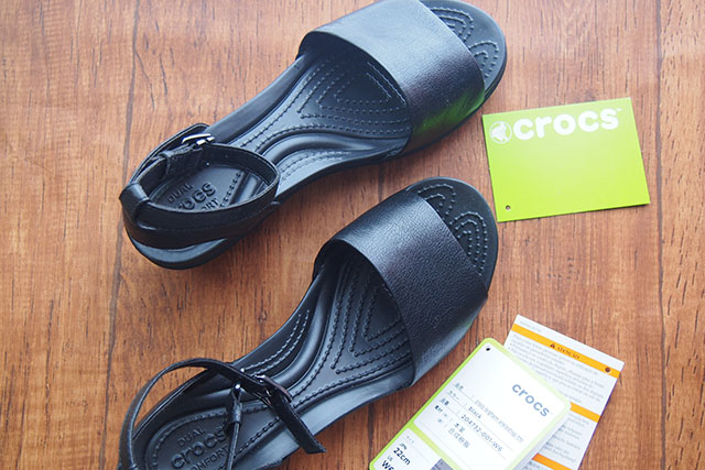 Women's Crocs Leigh-Ann Ankle Strap Leather Mini Wedge